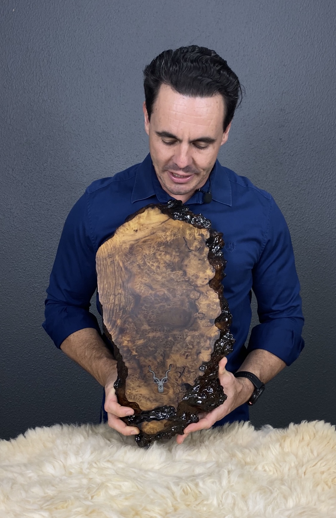 Peça em BURL de IMBUIA, sem canaleta AW4.T.IMB.I.46.23.4